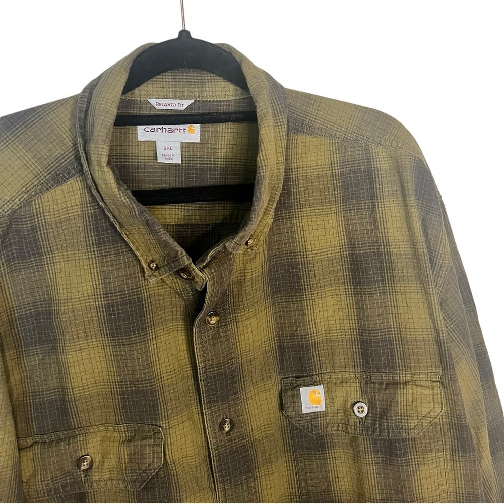Men’s Carhartt Plaid Button Up - Picture 4 of 6